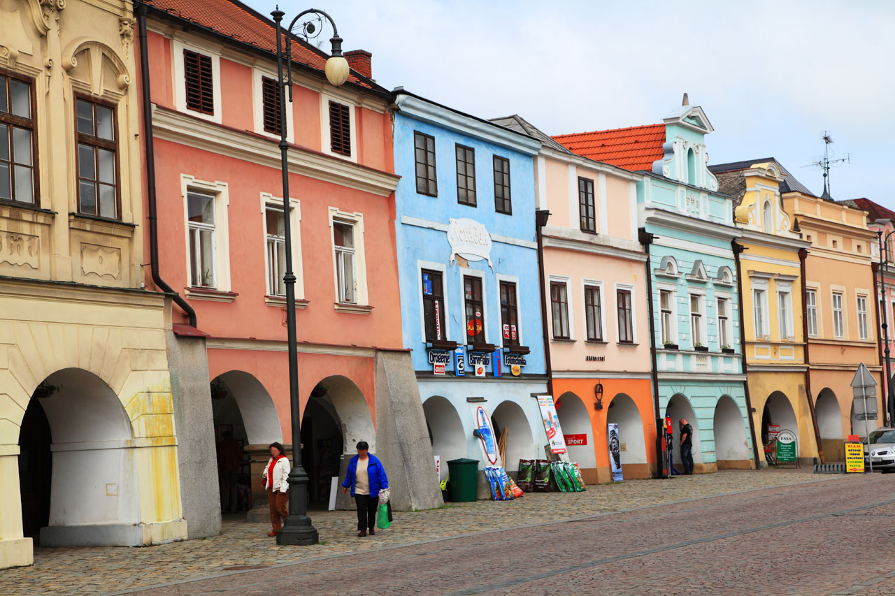 Arcade,  Architektūra,  Pastatas,  Centras,  Miestas,  Čekų,  Istorinis,  Istorinis,  Namas,  Namai