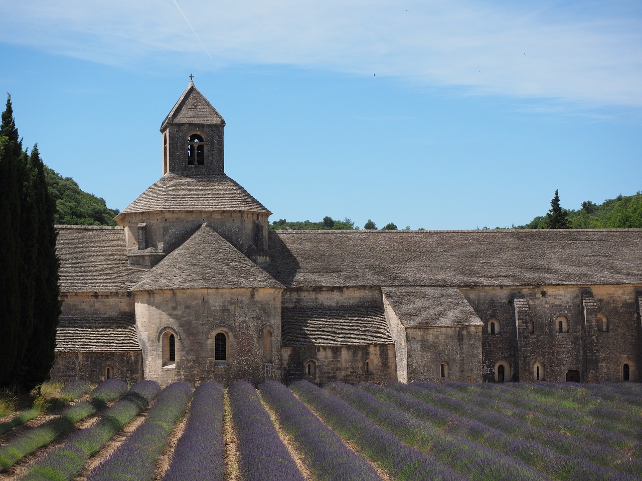 Abbaye De Sénanque, Vienuolynas, Abatija, Notre Dame De Sénanque, Cistercianų Tvarka, Gordes, Vaucluse, France, Cistersų Vienuoliai, Sénanque Abatija