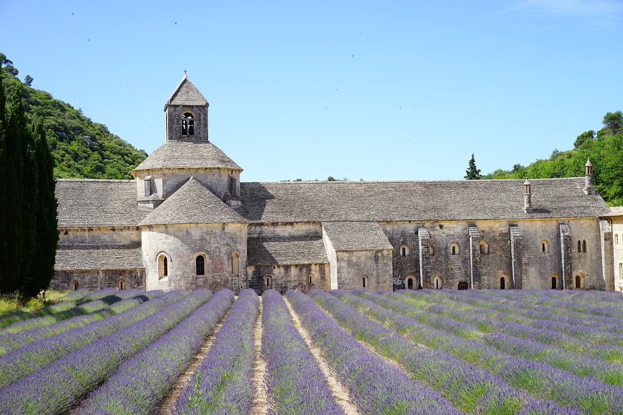 Vienuolynas, Abatija, Notre Dame De Sénanque, Cistercianų Tvarka, Abbaye De Sénanque, Gordes, Vaucluse, France, Cistersų Vienuoliai, Sénanque Abatija