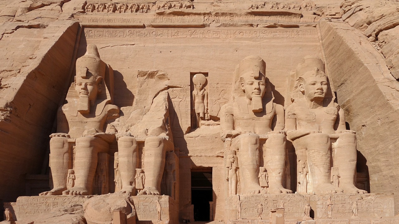 Abu Simbel, Roko Šventykla, Masyvi, Hathor, Unesco, Nubian, Paminklai, Statula, Faraonas, Senovės