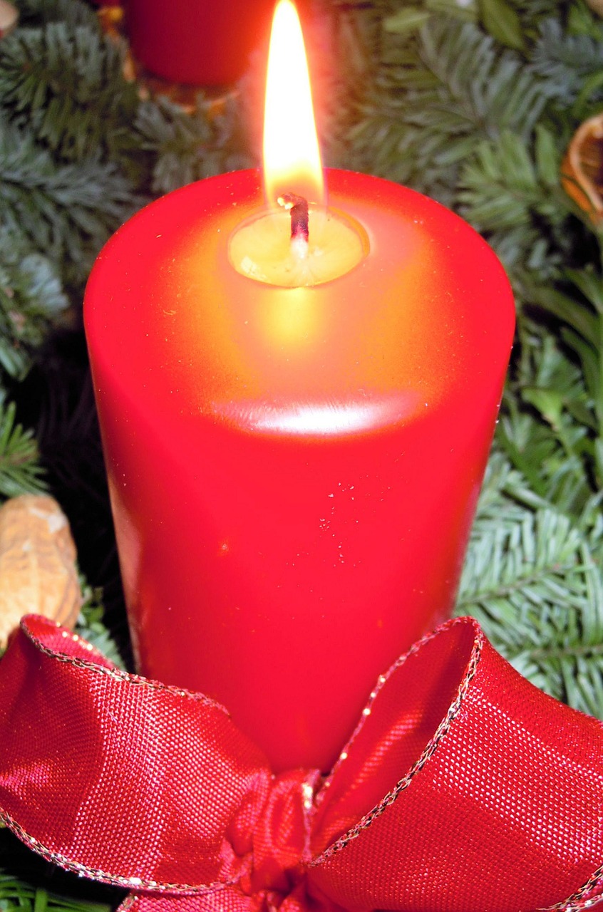 Adventas, Žvakė, Deginti, Šviesa, Šiltas, Pragaras, Kalėdų Laikas, Atvykimo Vainikas, Kalėdos, Nemokamos Nuotraukos