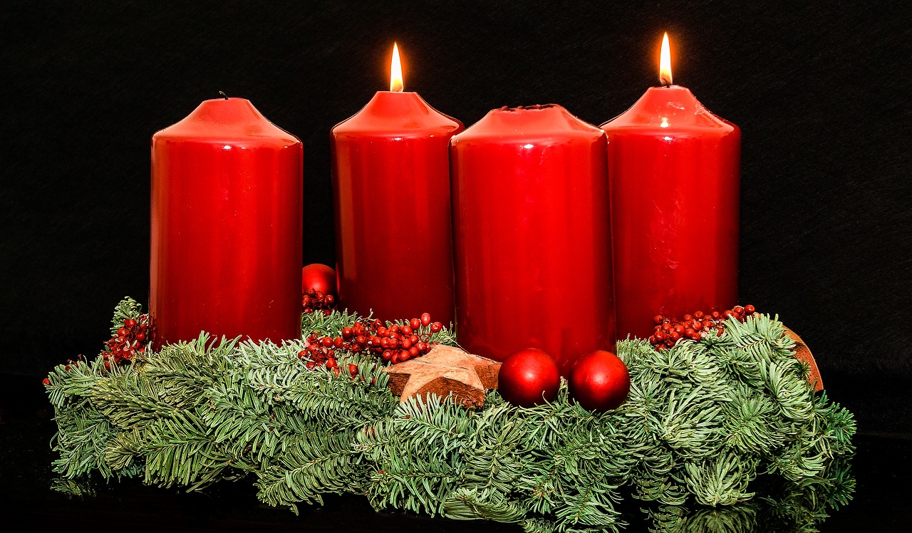 Atvykimo Vainikas, Adventas, Kalėdų Papuošalai, Žvakės, Antroji Žvakė, Šviesa, Liepsna, Kontempliatyvas, Žvakių Šviesa, Kalėdos