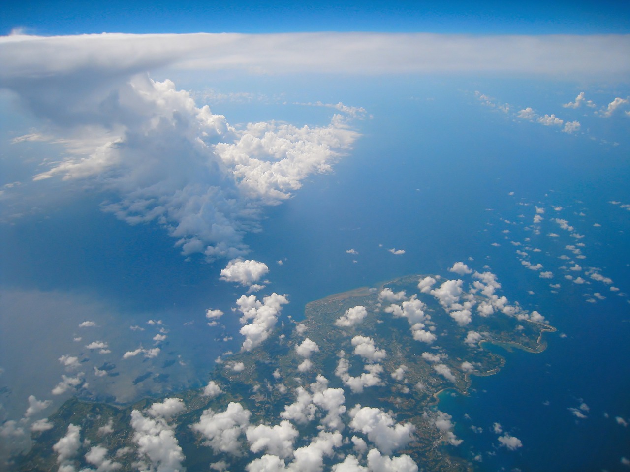 Aerofotografija, Debesis, Jūra, Dangus, Balta, Mėlynas, Okinawa, Antomasako, Japonija, Cumulonimbus Debesys