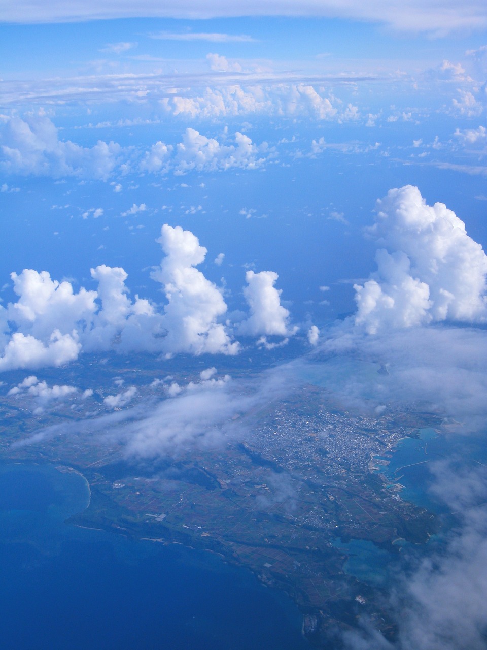 Aerofotografija, Debesis, Jūra, Dangus, Balta, Mėlynas, Okinawa, Antomasako, Japonija, Sala