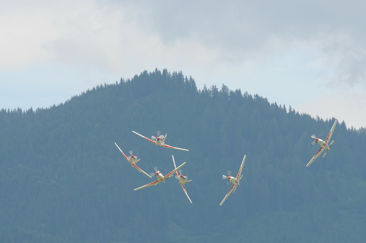 Aerobatis, Flugshow, Orlaivis, Nemokamos Nuotraukos,  Nemokama Licenzija