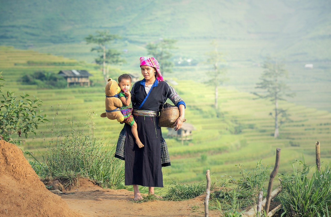 Mae, Douteris, Meškiukas, Žaislai, Žemdirbystė, Plotas, Asija, Bali, Banaue, Vaikai