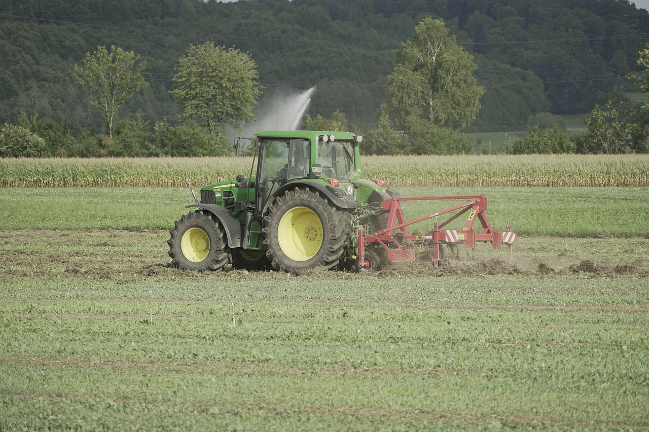 Žemdirbystė,  Traktorius,  Mašina,  Kaimo,  Žemės Ūkio Mechanizmas,  Kraštovaizdis,  Ūkis,  Derlius,  Vasara,  Laukas