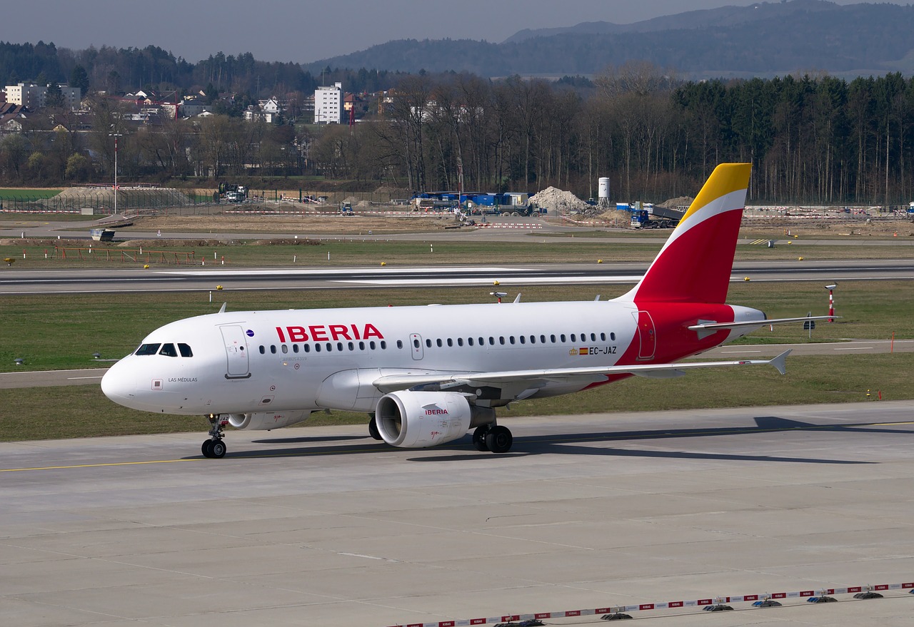 Orlaivis, Iberia, Airbus, A319, Oro Uostas Zurich, Atgal, Oro Uostas, Tarmac, Pirmenybė, Išvykimas