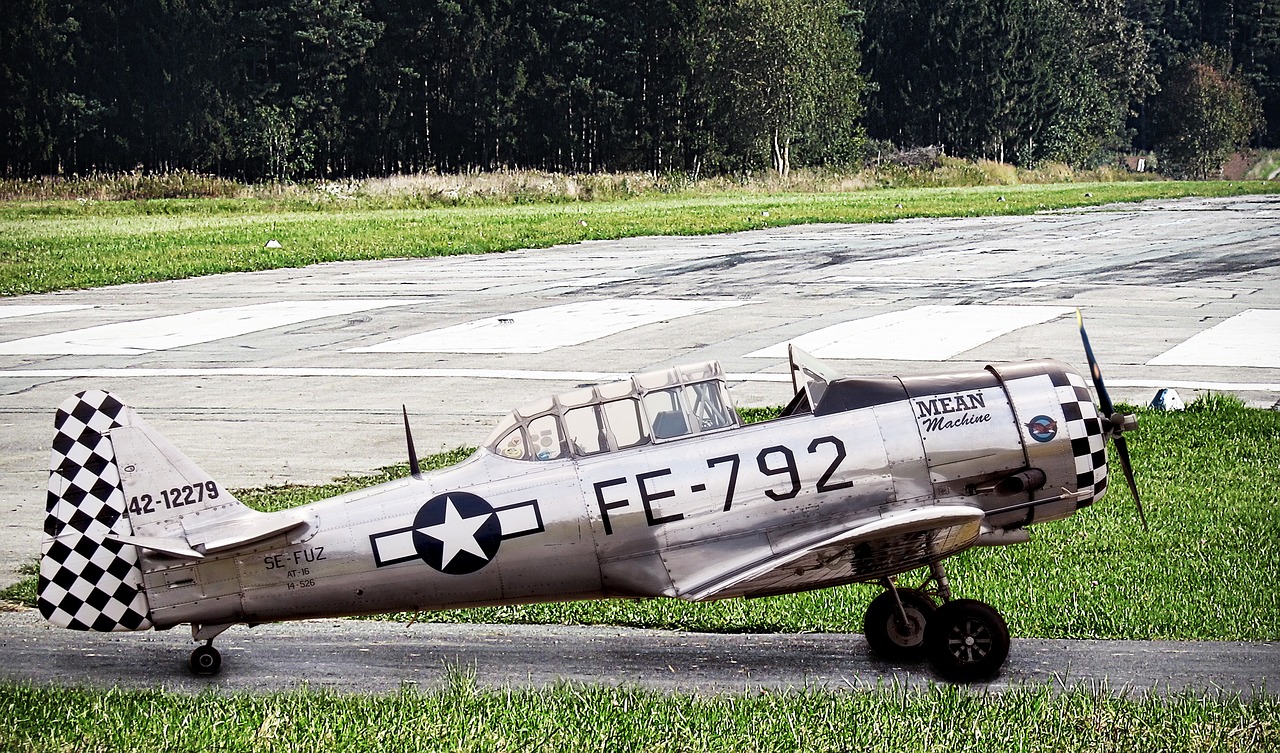 Orlaivis, Warbird, Aviacija, Fe-792, Noordyn At-16, Se-Fuz, Kariuomenė, Stūmoklinis, Noordyn, Vintage