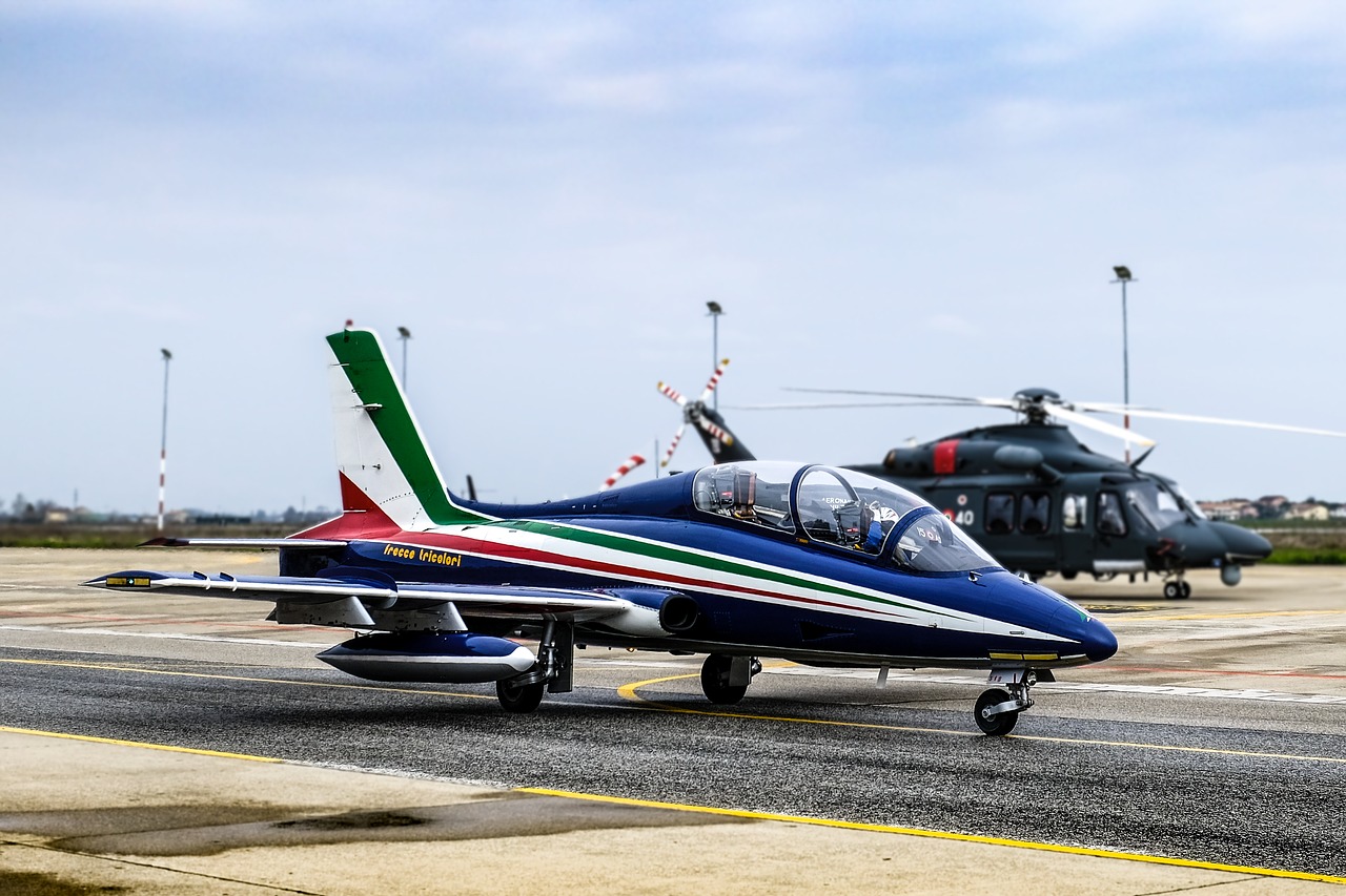 Orlaivių,  Tricolor Strėlės,  Skrydis,  Italija,  Trispalvė,  Kaskadininkų,  Strėlės,  Oro Jėga,  Italija Vėliavos,  Frecce Tricolori