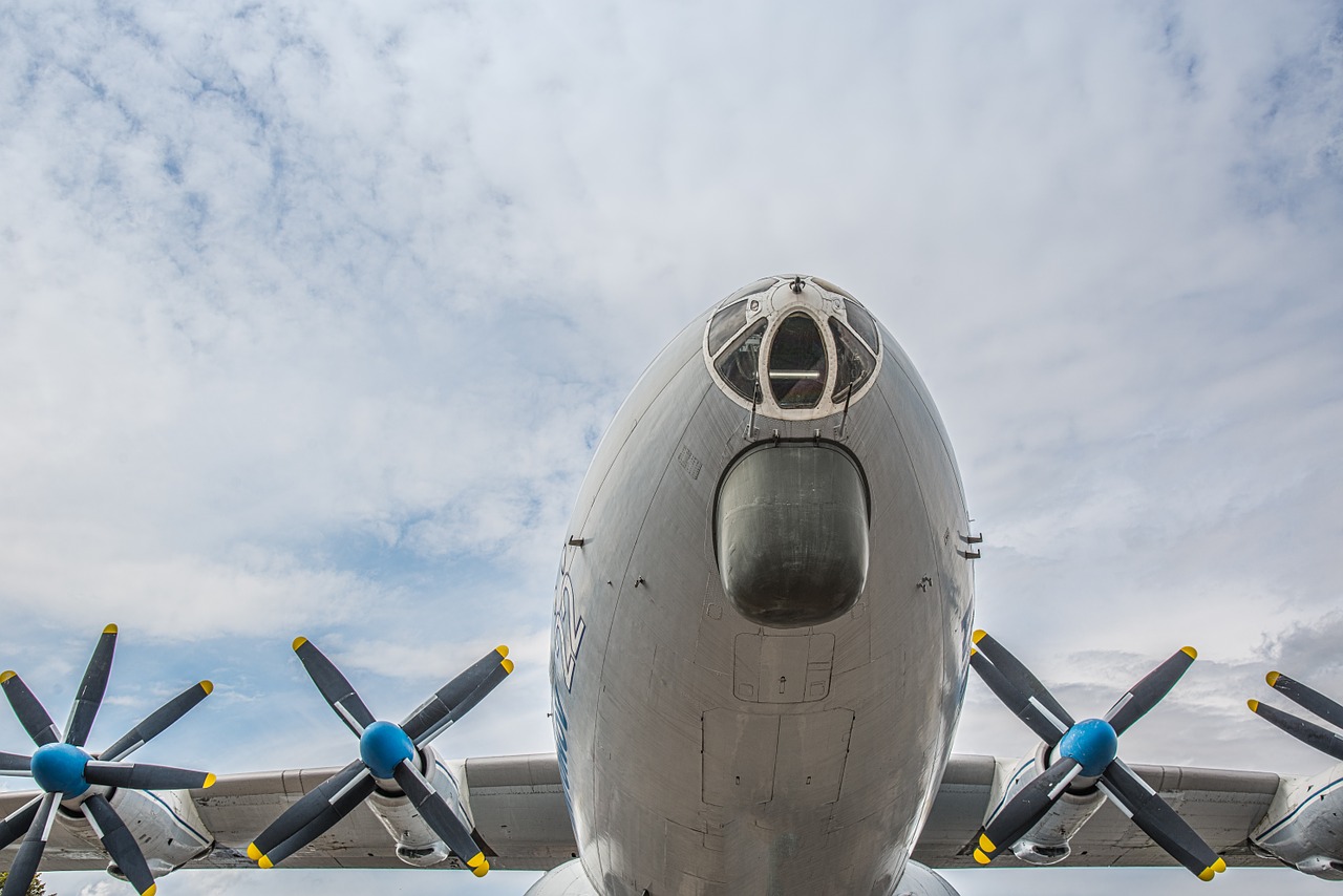 Orlaivis, Krovininiai Orlaiviai, Prompellerflugzeug, Antonov, Technik Museum Speyer, Aviacija, Sparnas, Nosis, Dangus, Debesys