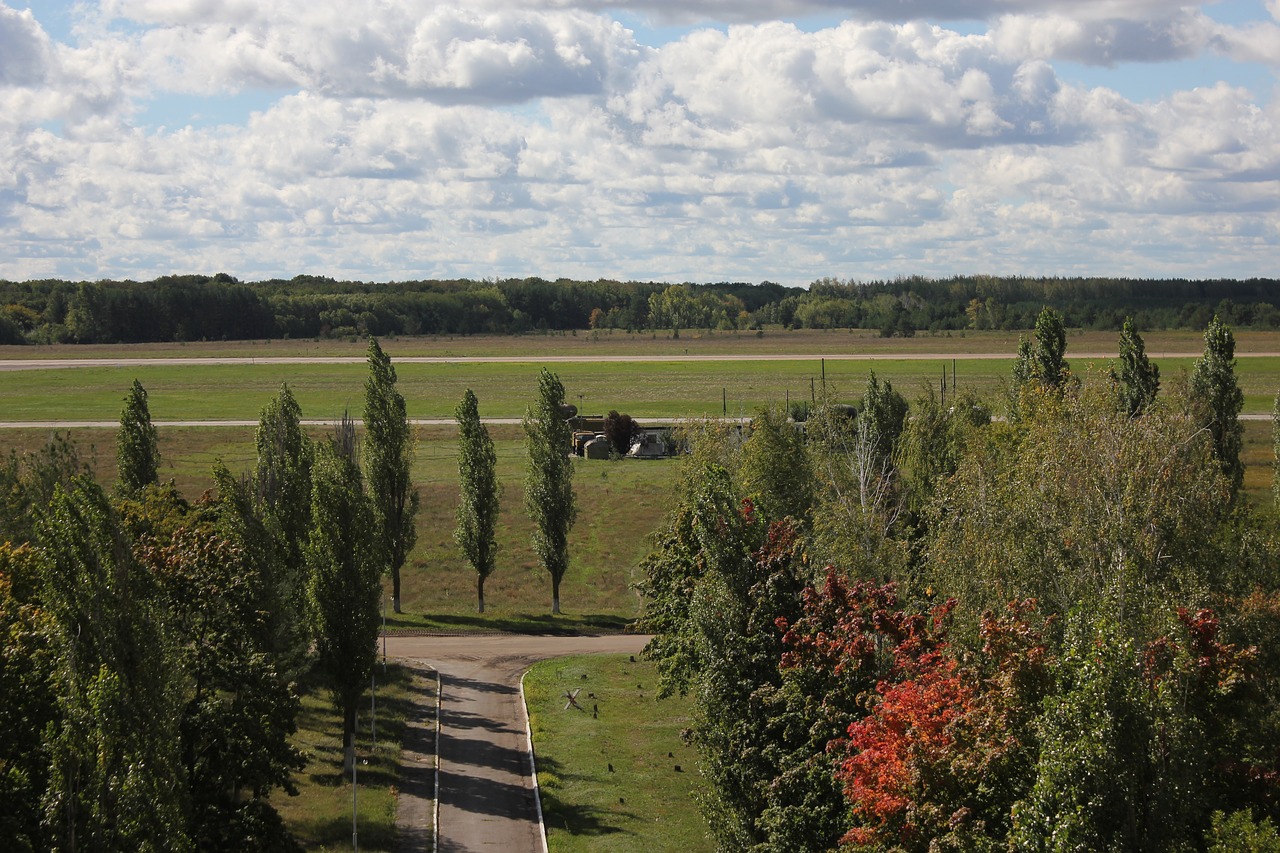 Aerodromas, Karinis Aerodromas, Vzletnaya Polosa, Vasara, Voronežas, Nemokamos Nuotraukos,  Nemokama Licenzija