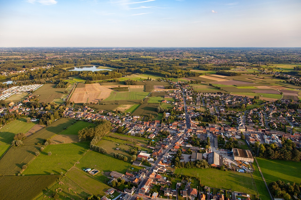 Airphoto,  Kraštovaizdis,  Namai,  Miestas,  Belgija,  Pievos,  Žalias,  Flandrija,  Ganyklos,  Peržiūrėti