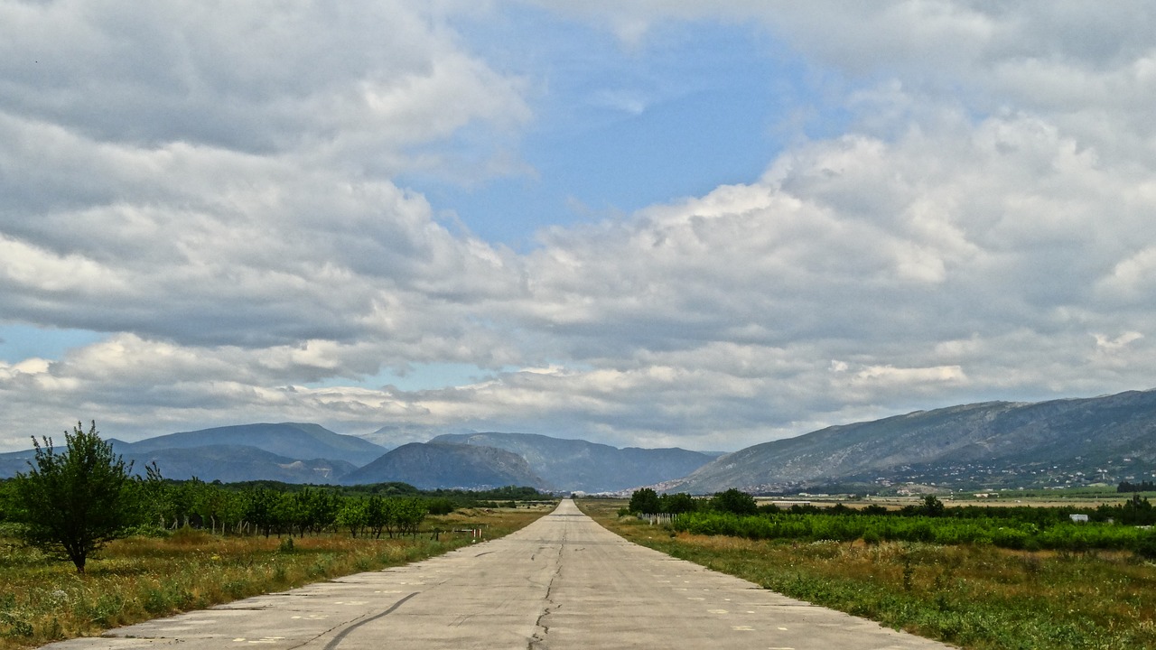 Oro Uostas, Senas, Mostar, Skrydis, Nemokamos Nuotraukos,  Nemokama Licenzija