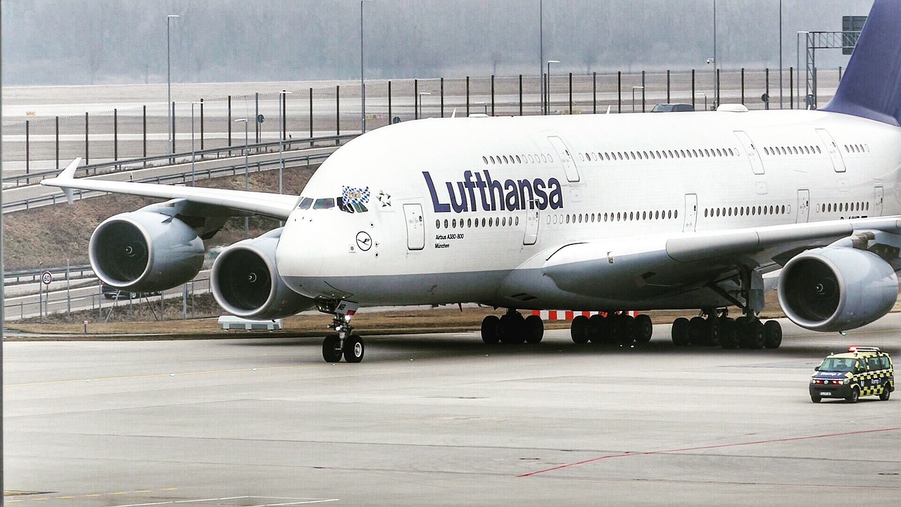 Oro Uostas,  Transporto Sistema,  Orlaivis,  Reaktyvinis,  Takas,  A380,  Lufthansa,  Munich Oro Uostas,  Munich,  Airbus A 380