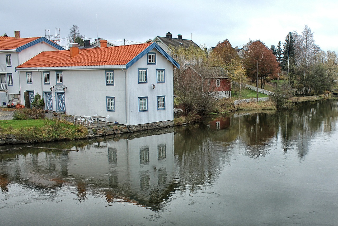 Akershus, Norvegija, Namas, Namai, Kanalas, Vanduo, Apmąstymai, Medžiai, Lauke, Architektūra