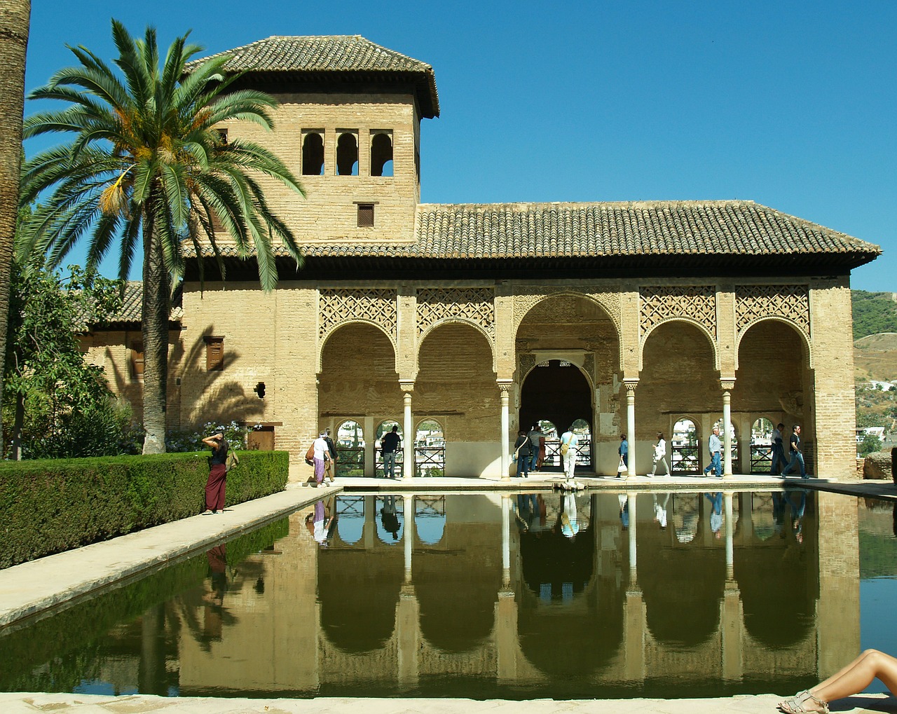 Alhambra, Tvenkinys, Vanduo, Paminklas, Generalife, Granada, Andalūzija, Ispanija, Musulmono Menas, Arkos