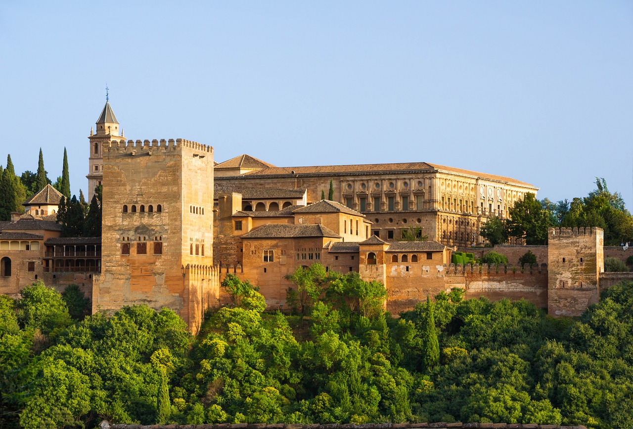 Alhambra, Granada, Ispanija, Tvirtovė, Rūmai, Pastatas, Žinomas, Turizmas, Architektūra, Andalūzija