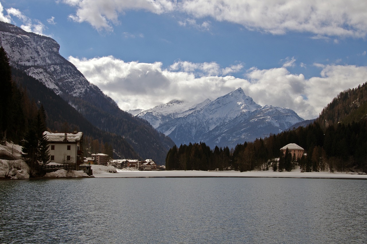 Allegė, Ežeras, Dolomitai, Veneto, Belluno, Italy, Alpės, Sniegas, Žiemos Peizažas, Kalnas