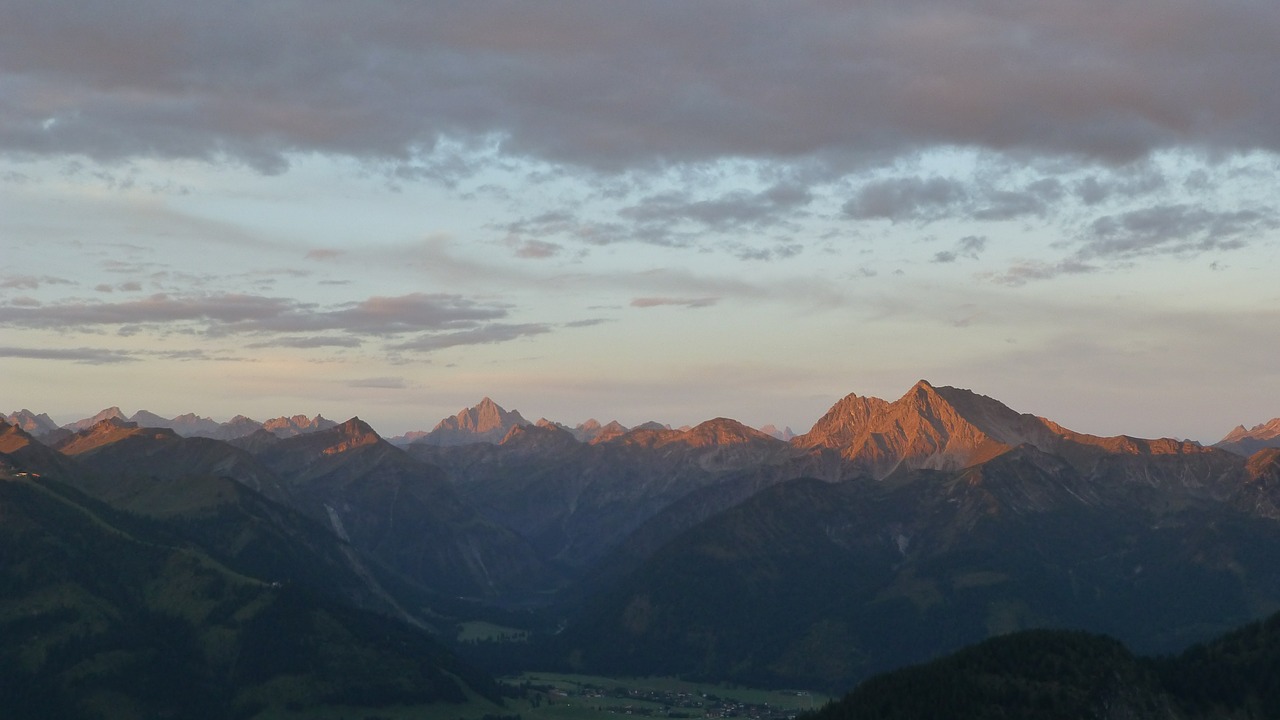 Allgäu, Saulėtekis, Kalnai, Spalva, Panorama, Debesys, Nemokamos Nuotraukos,  Nemokama Licenzija