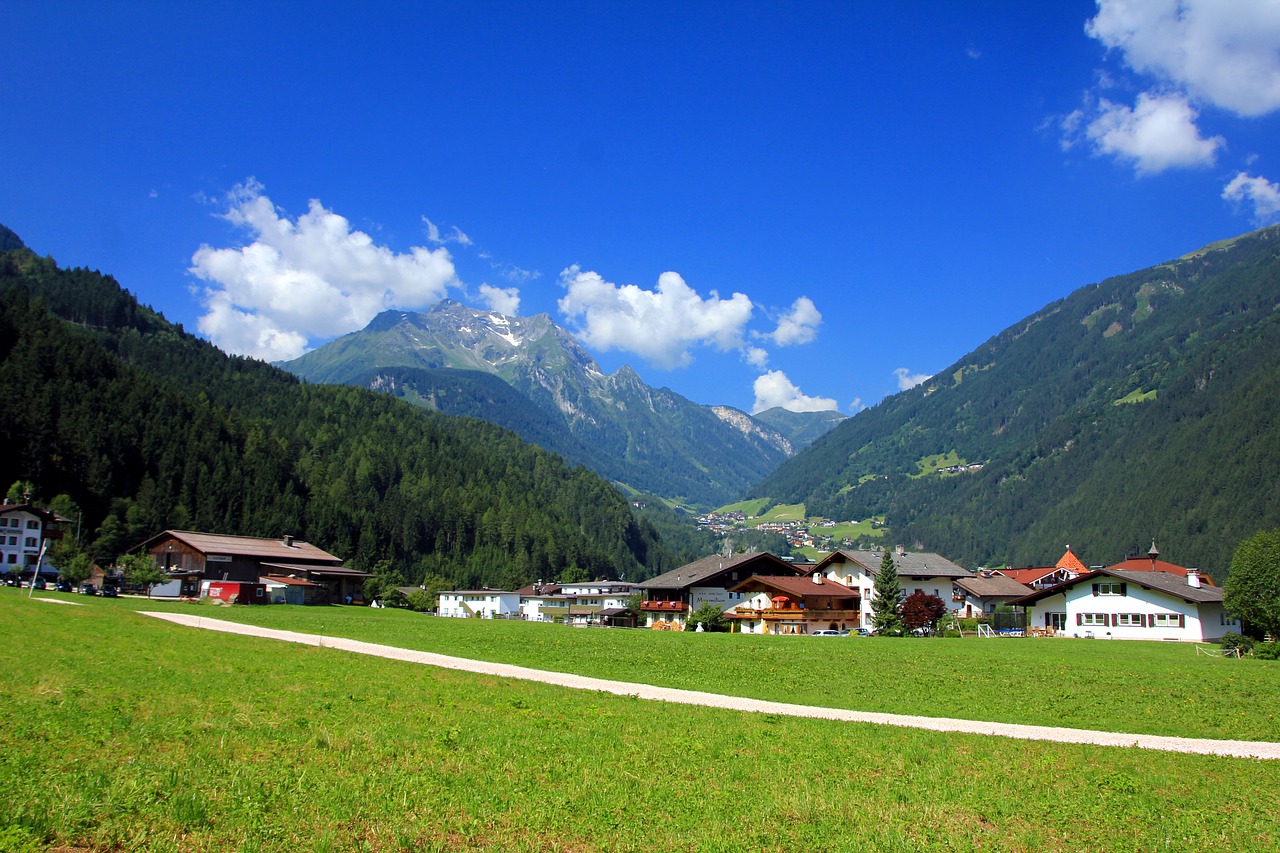 Alpių, Kaimas, Kalnai, Kraštovaizdis, Nemokamos Nuotraukos,  Nemokama Licenzija