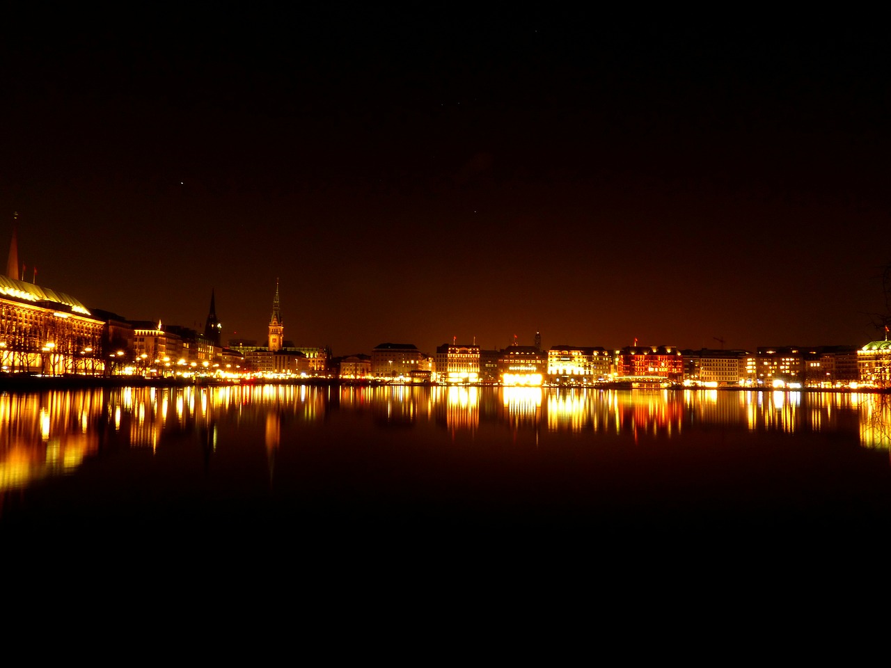 Alster, Miestas, Po, Veidrodis, Vanduo, Poilsis, Promenada, Nemokamos Nuotraukos,  Nemokama Licenzija