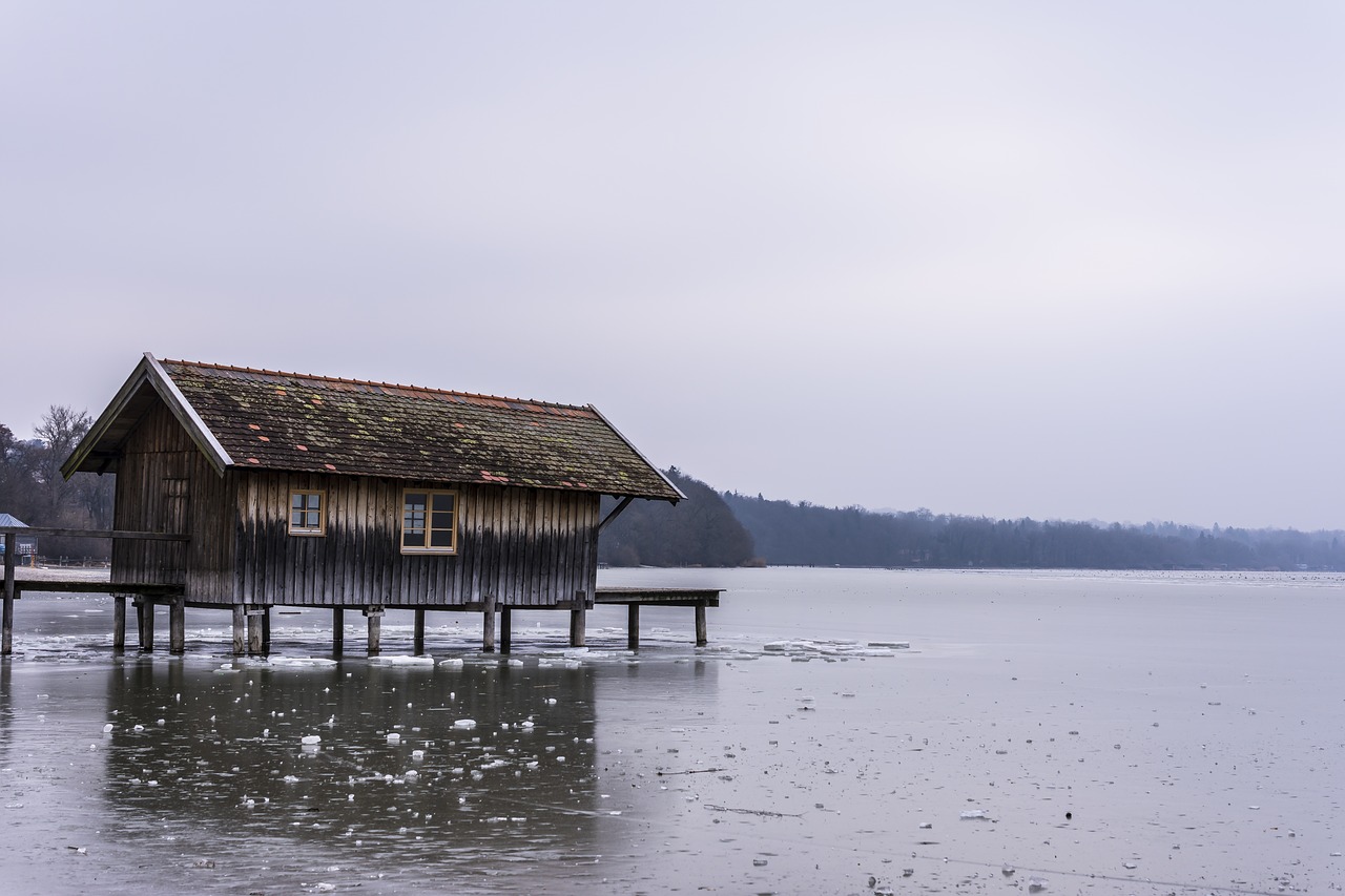 Ammersee, Valčių Namas, Sušaldyta, Vanduo, Ežeras, Internetas, Bavarija, Kraštovaizdis, Veidrodis, Vandenys