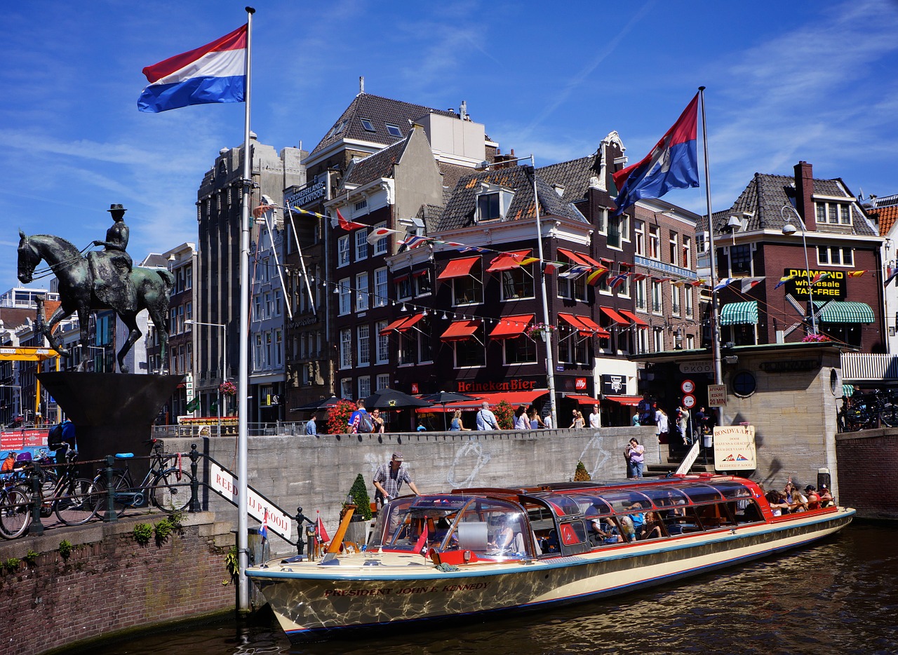 Amsterdamas, Vėliava, Kanalas, Nyderlandai, Holland, Europa, Olandų, Turistinis, Pastatas, Miestas
