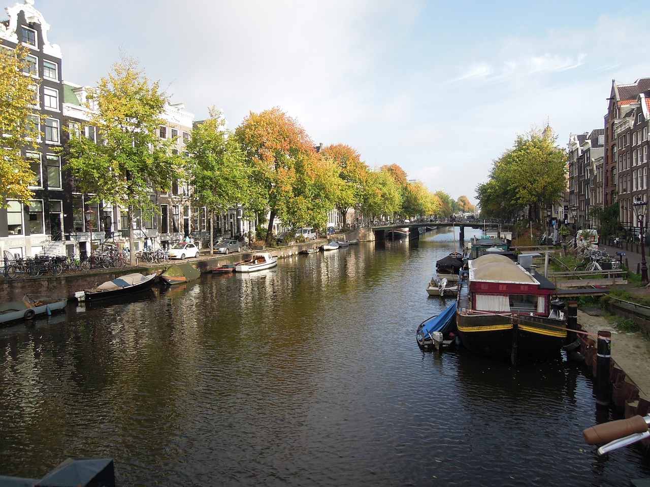 Amsterdamas, Miestas, Vanduo, Upė, Mėlynas, Valtis, Laivas, Papludimys, Laivas, Marina