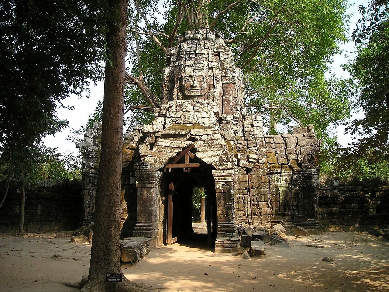 Angkor, Wat, Kambodža, Užaugo, Džiunglės, Šventykla, Į Pietryčius, Asija, Taip, Nemokamos Nuotraukos