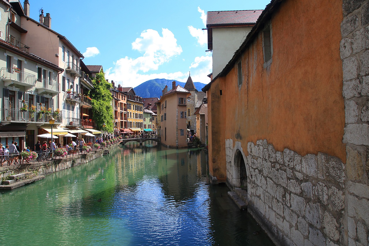 Annecy,  Ežeras,  Miestas,  Turizmas,  Vanduo,  Grožis,  Annecy Ežeras,  Namas,  Vandens Kraštas,  Alpės