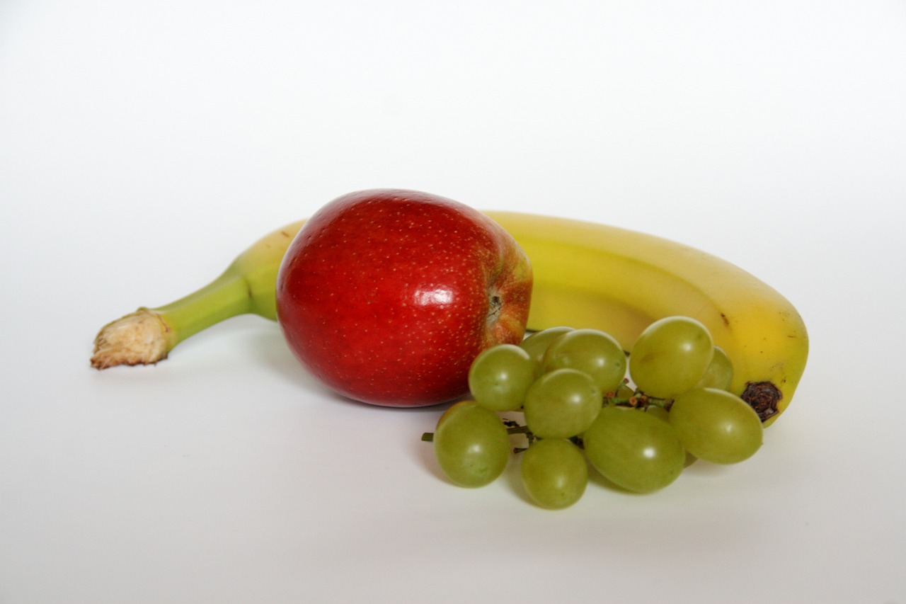 Obuolys, Bananas, Vynuogės, Vaisiai, Sveikas, Vitaminai, Vaisiai, Mityba, Skanus, Valgyti