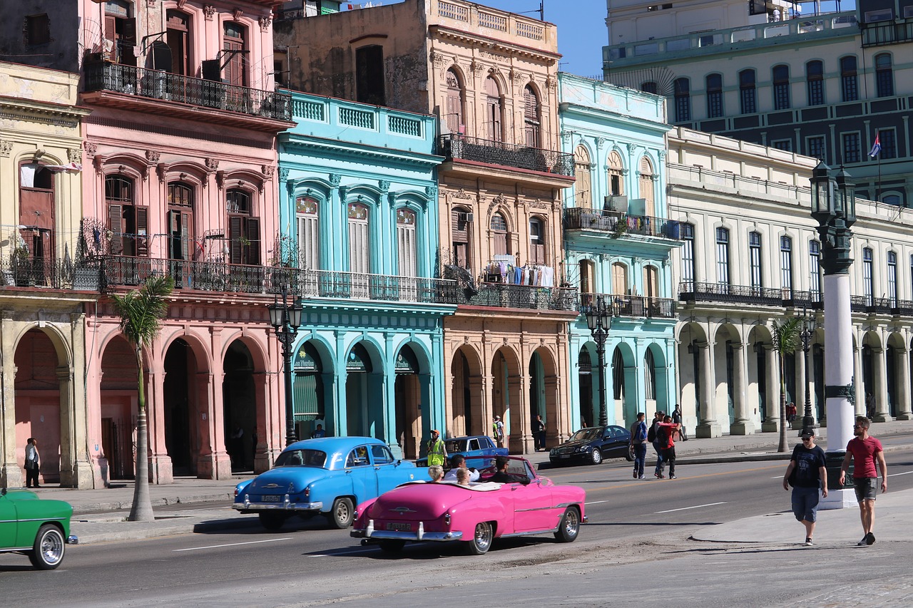 Architektūra,  Kelionė,  Miestas,  Gatvė,  Turizmas,  Kuba,  Spalvos,  Senų Automobilių,  West Indies,  Havana