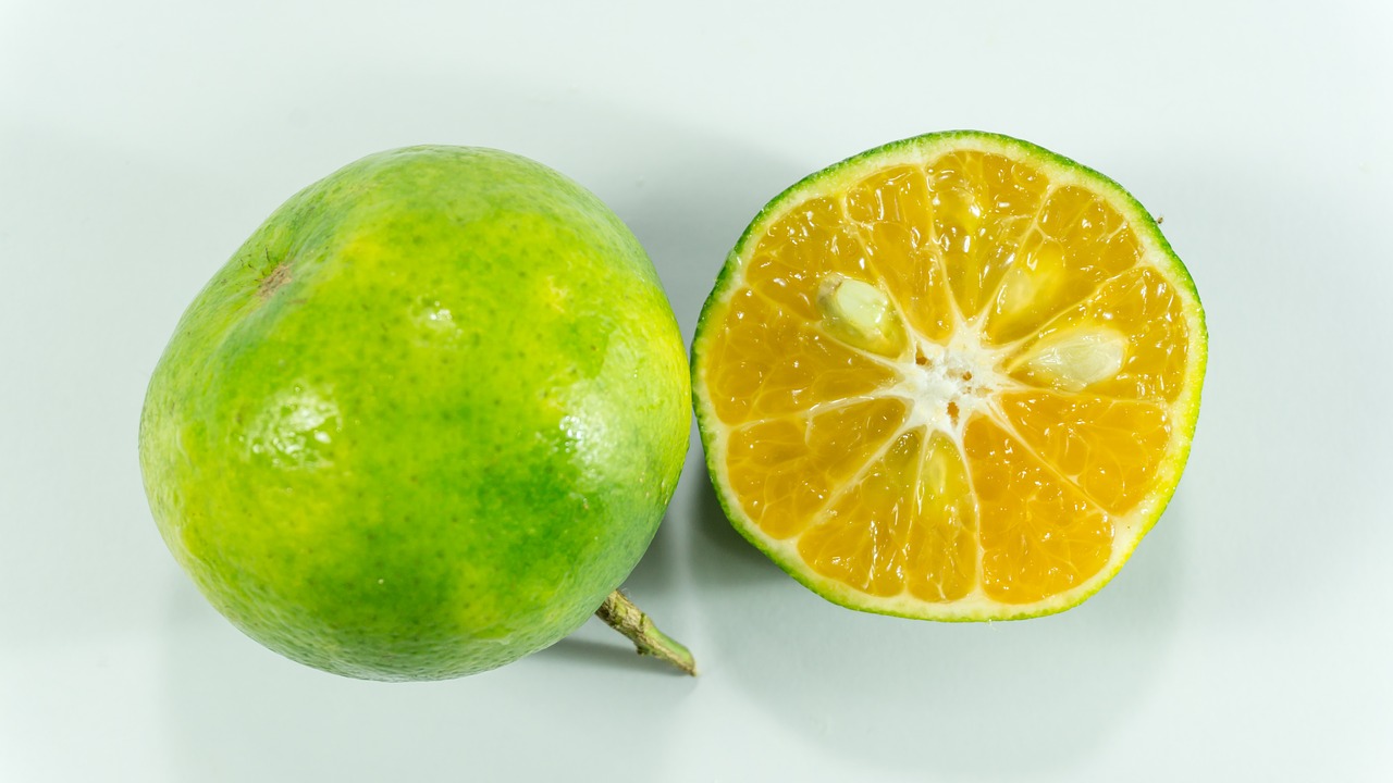 Asian Green Apelsinai, Vitamino C, Oranžinė, Apelsinai, Izoliuotas, Vaisiai, Citrusiniai, Gabaliukas, Pusė, Šviežias