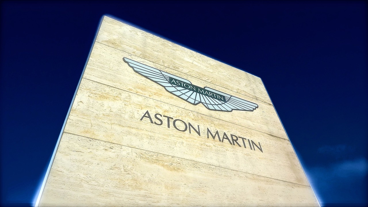 Aston Martin, Automobilis, Greitai, Logotipas, Ženklas, Dangus, Greitis, Super Automobilis, Nemokamos Nuotraukos,  Nemokama Licenzija