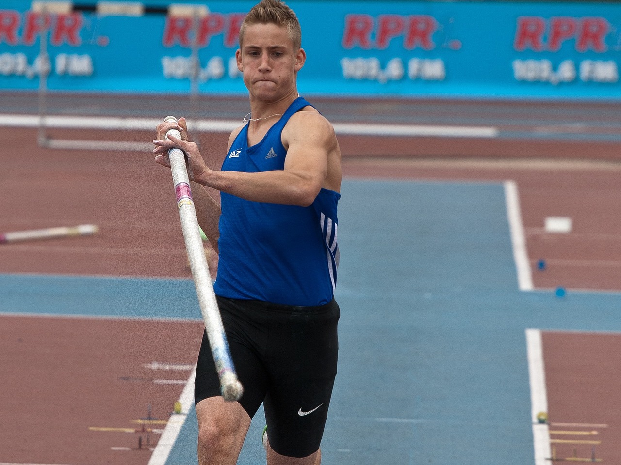 Lengvoji Atletika, Pole Vault, Sportas, Junior Gala Manheimas, Nemokamos Nuotraukos,  Nemokama Licenzija