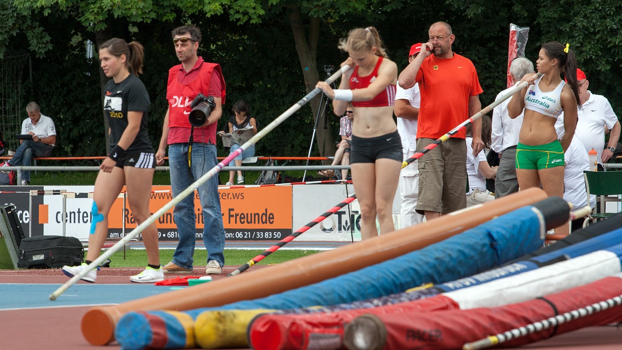 Lengvoji Atletika, Pole Vault, Sportas, Junior Gala Manheimas, Nemokamos Nuotraukos,  Nemokama Licenzija