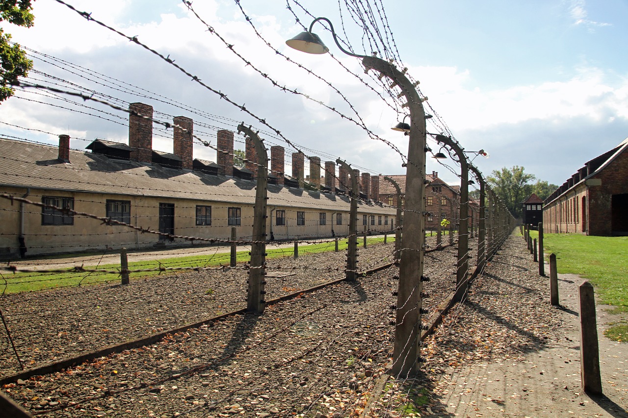 Auschwitz, Lenkija, Karas, Stovykla, Pastatai, Paminklas, Nemokamos Nuotraukos,  Nemokama Licenzija
