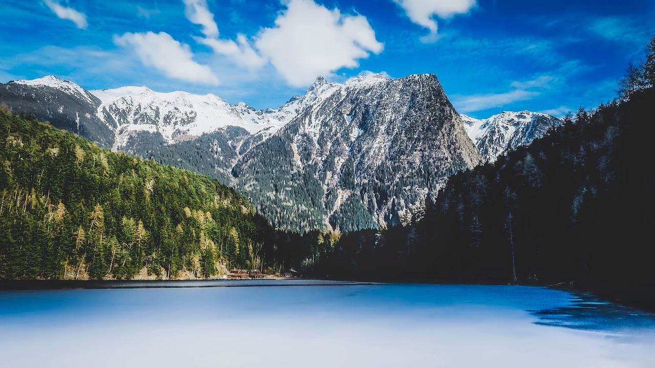 Austria, Ežeras, Vanduo, Dangus, Debesys, Kalnai, Miškas, Medžiai, Miškai, Gamta