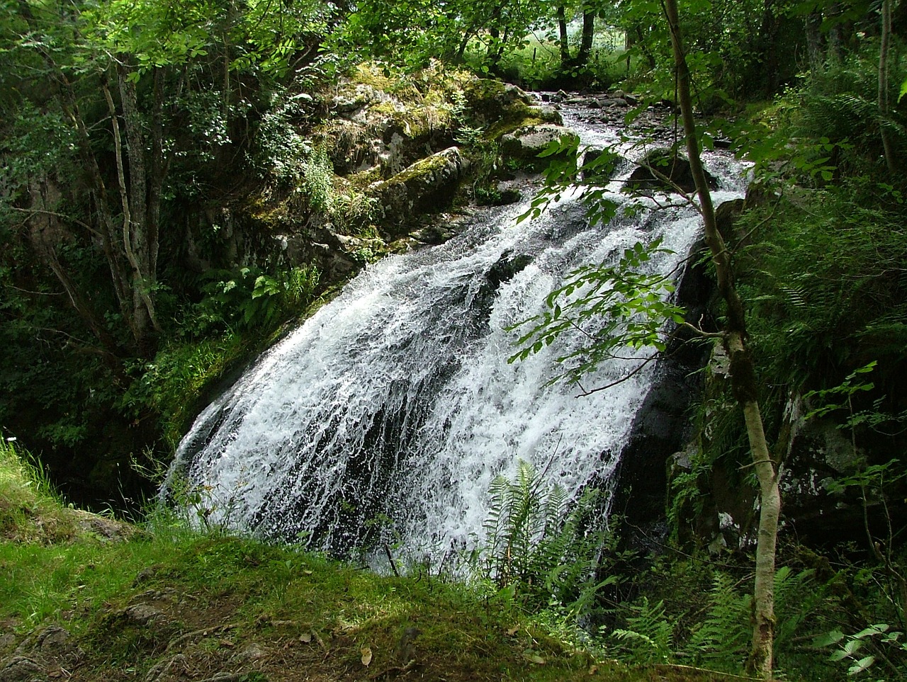 Auvergne,  Krioklys,  Vanduo,  Upė,  Kaskados,  Gamta,  Vandens Telkiniai,  Kalnas,  Kriokliai,  Peizažai