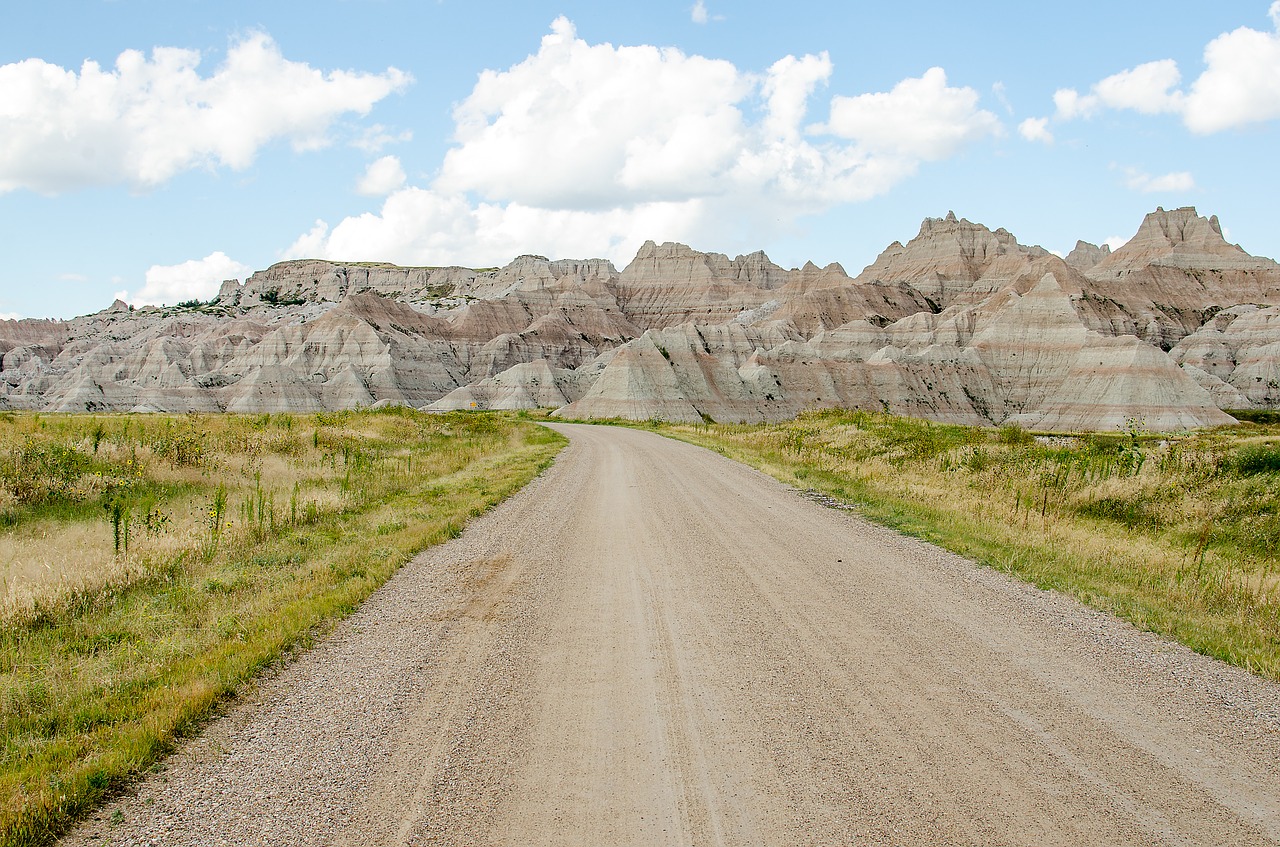 Badlands, Uolienos Formacijos, Mėlynas Dangus, Kraštovaizdis, Rokas, Dakota, Į Pietus, Parkas, Nacionalinis, Dykuma