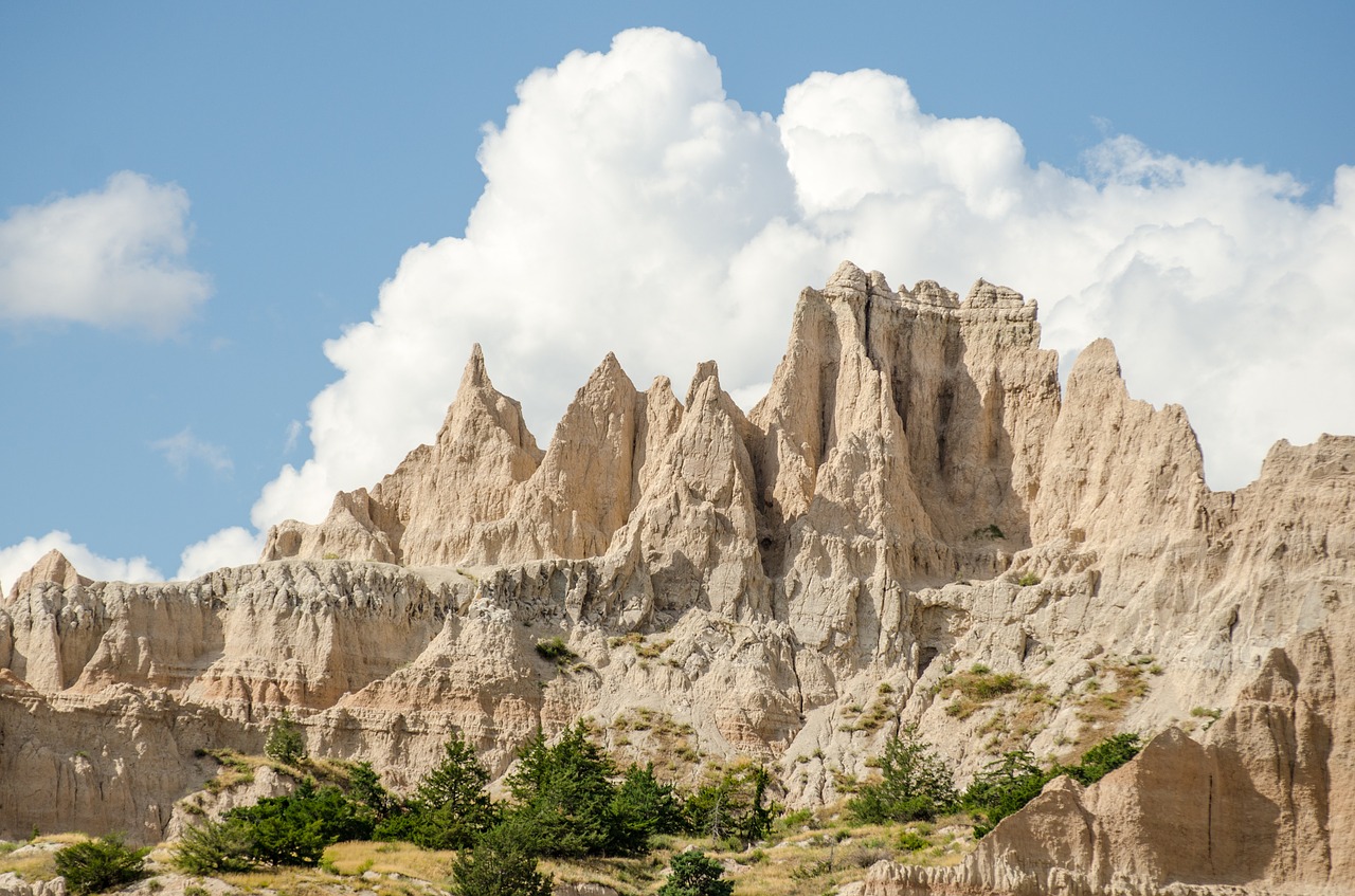 Badlands, Uolienos Formacijos, Mėlynas Dangus, Kraštovaizdis, Rokas, Dakota, Į Pietus, Parkas, Nacionalinis, Dykuma