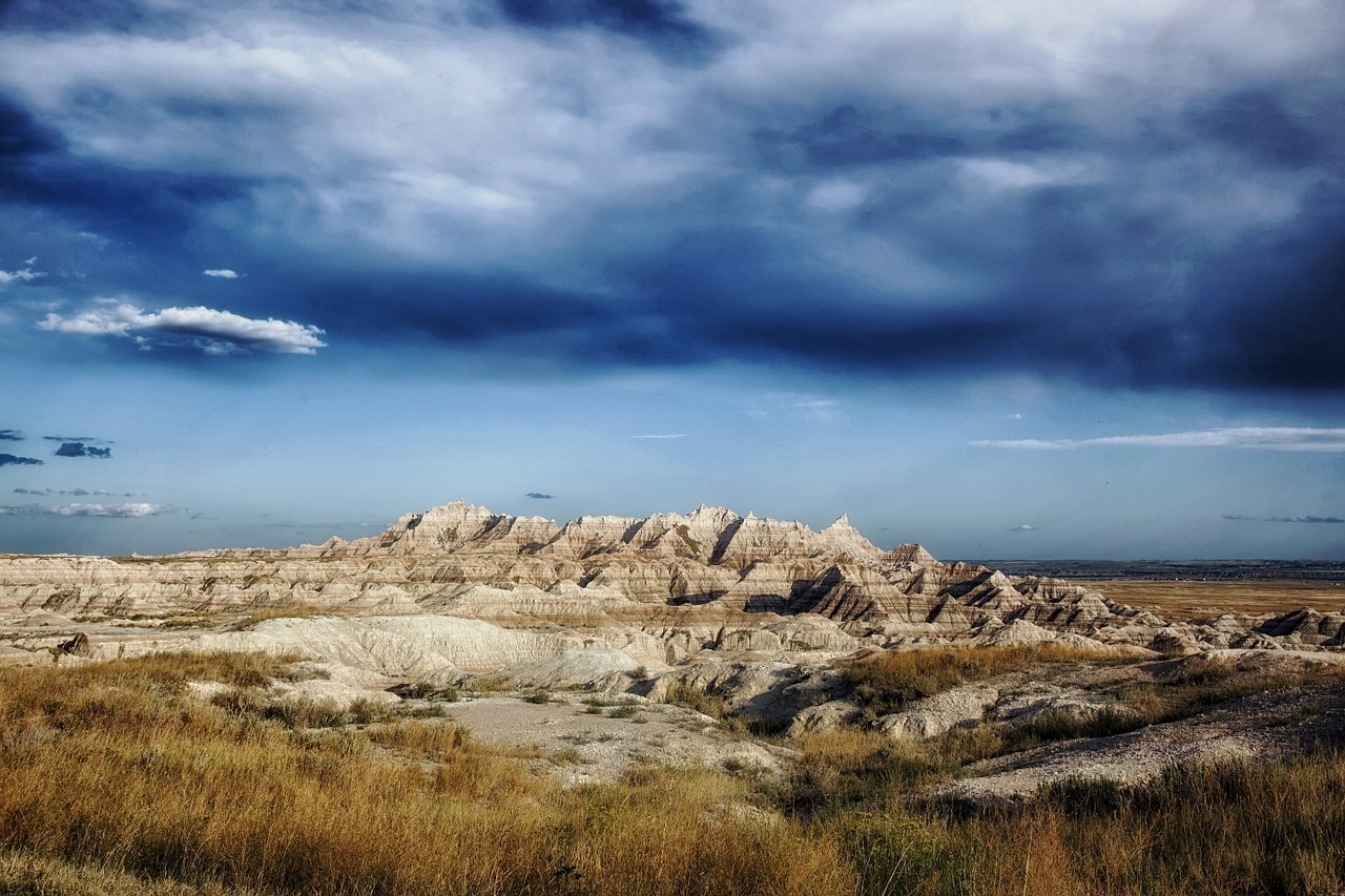 Badlands, Pietinė Dakota, Kraštovaizdis, Vaizdingas, Kalnai, Buttes, Dangus, Debesys, Hdr, Nemokamos Nuotraukos