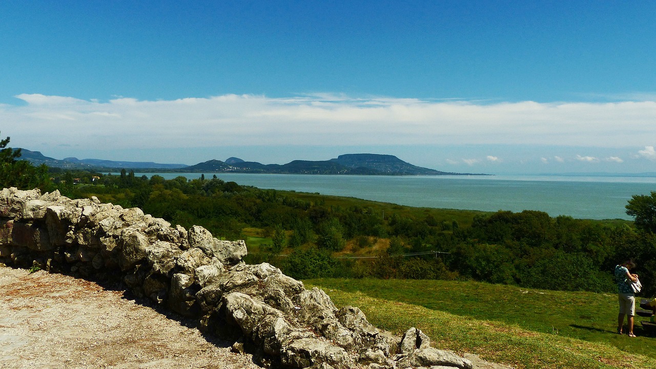 Balaton, Vengrija, Balaton Ežeras, Ežeras, Vanduo, Badacson, Ežero Vaizdas, Nemokamos Nuotraukos,  Nemokama Licenzija