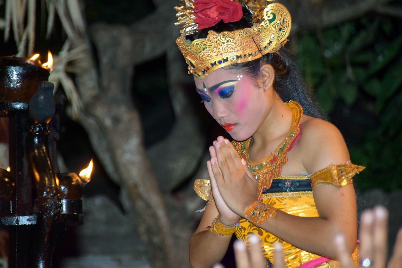Bali, Indonezija, Kelionė, Ubud, Įvykis, Šokių Šou, Feuertańz, Šokėja, Moteris, Tradicija