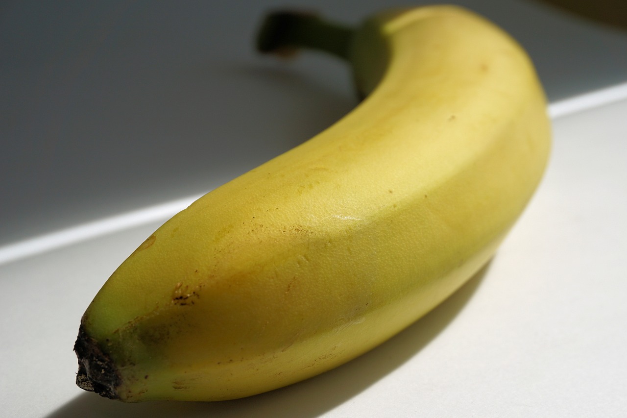 Bananas, Vaisiai, Sveikas, Geltona, Banano Žievė, Atogrąžų, Prinokę, Gamta, Frisch, Vitaminai