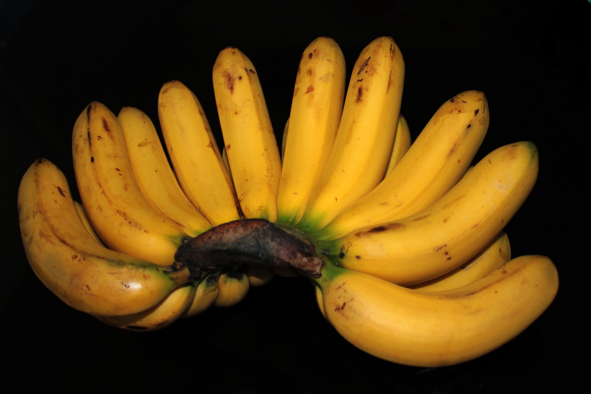 Bananas,  Vaisiai,  Geltona & Nbsp,  Banana,  Prinokę & Nbsp,  Bananą,  Vitaminai,  Banana 3, Nemokamos Nuotraukos,  Nemokama Licenzija