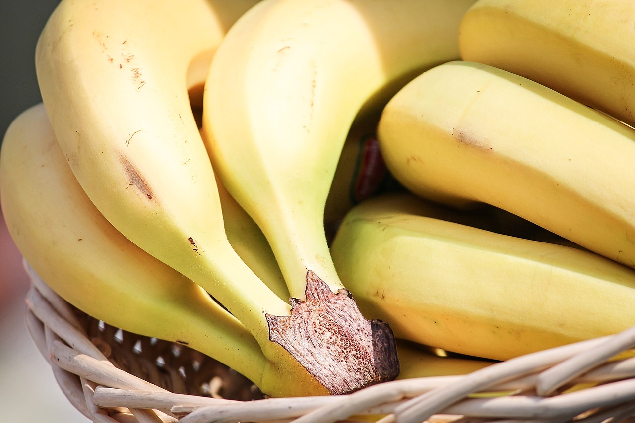 Bananai,  Atogrąžų Vaisiai,  Vaisių Krepšys,  Vaisių,  Vaisiai,  Vitaminai,  Geltona,  Maisto,  Sveiki,  Tropical