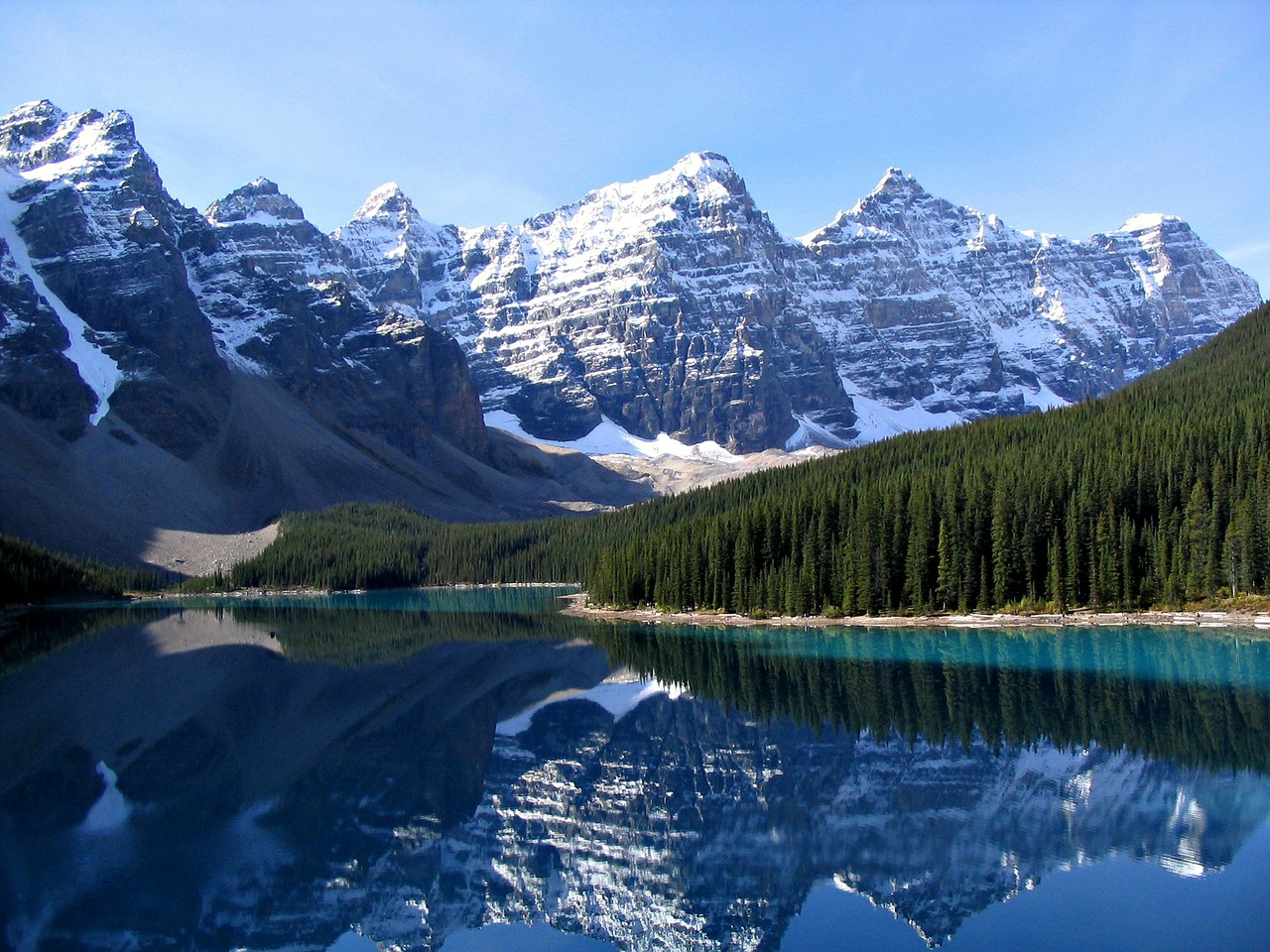 Banff, Ežeras, Nacionalinis Parkas, Moreninis Ežeras, Veidrodis, Kalnai, Gamta, Kanada, Bankas, Miškai