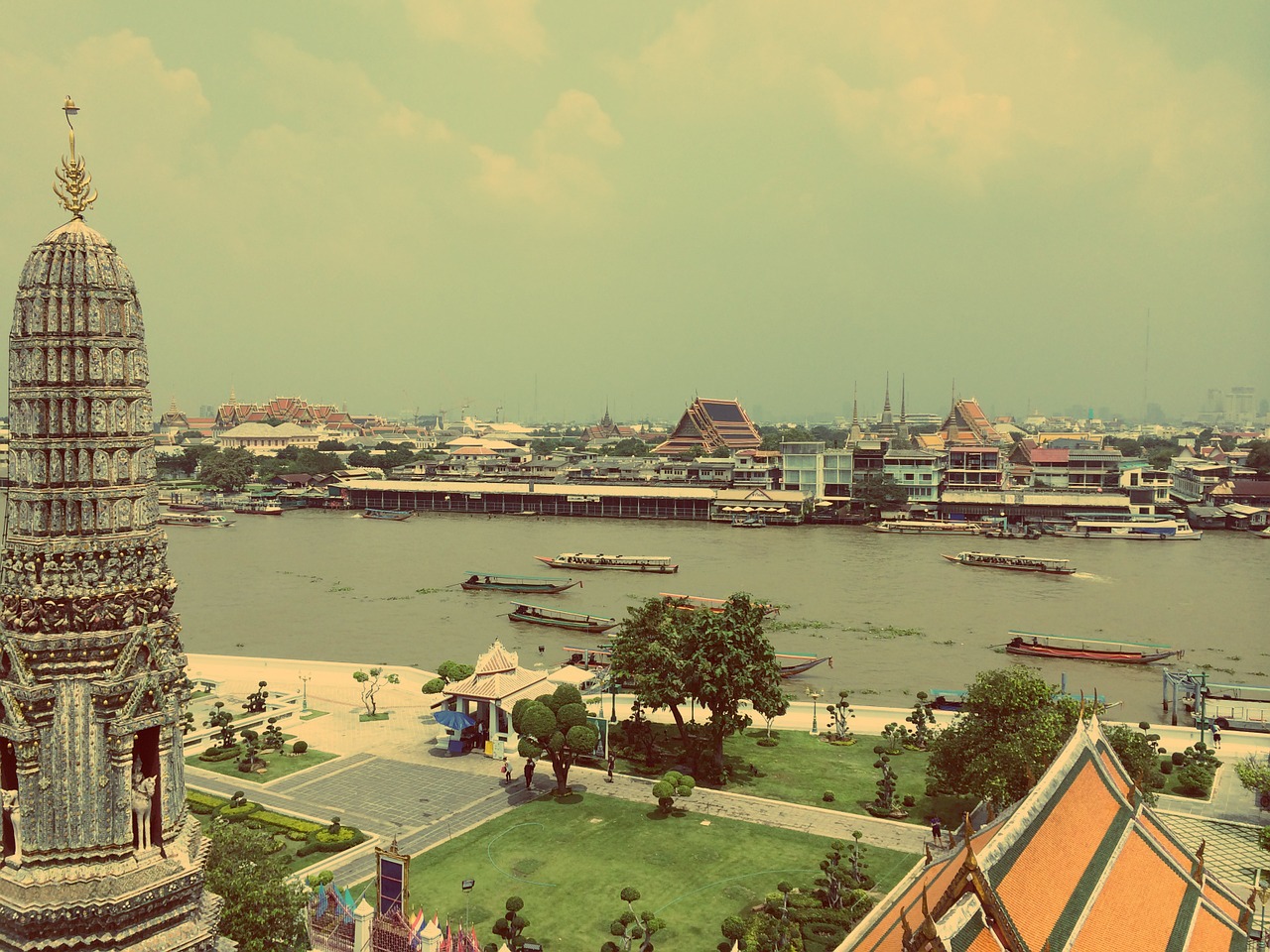 Bangkokas, Tailandas, Upė, Vanduo, Valtys, Laivai, Asija, Architektūra, Pastatai, Miestas